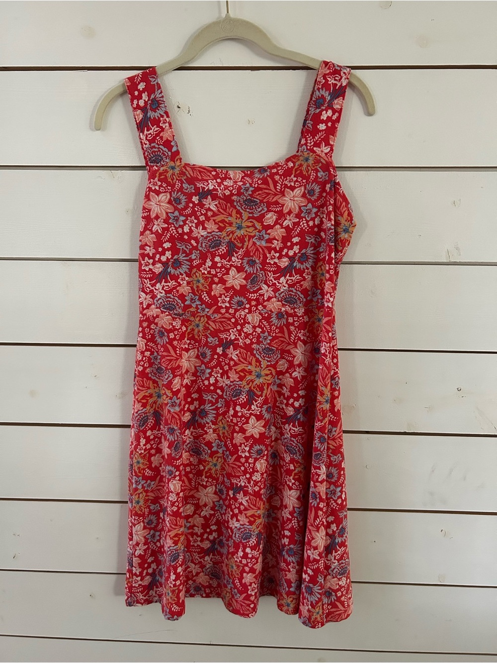 SO Women’s Medium Floral Red Sundress Square Neck Soft Stretchy Dress